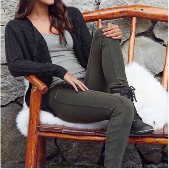 Athleta Pants - ATHLETA Ponte Twill Moto Pants Leggings {LL1}